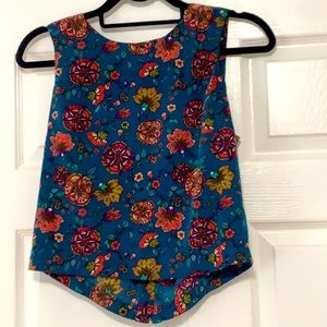 Cropped floral tank